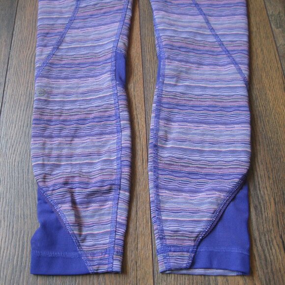 Lululemon Inspire Tight II size 4 *EUC - Picture 11 of 13